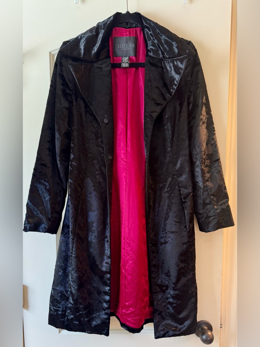 Vintage Y2K GUESS COLLECTION Black Crushed Velvet Coat w Hot Pink Lining Small